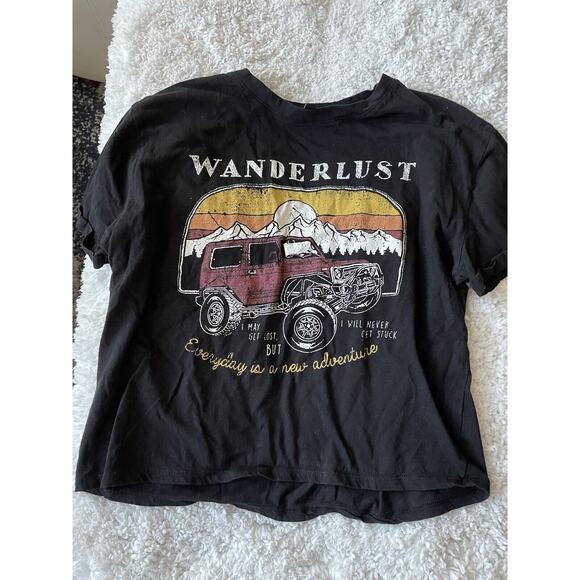 One Clothing Los Angeles Sz. S “ Wanderlust” Design Tee. Cute, Fun - Picture 1 of 6
